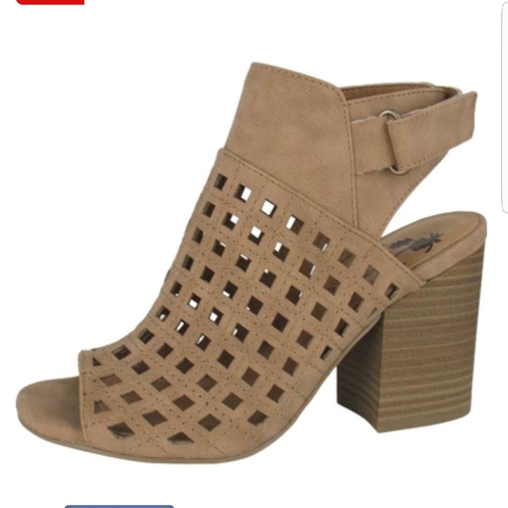 New jellypop Booties/sandals